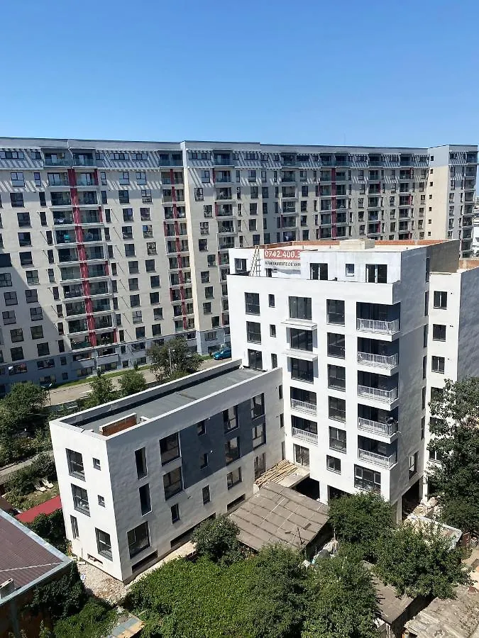 Plazza Studio Bucureşti 0*,